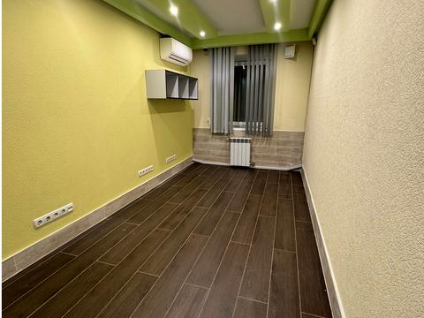 комерційна за адресою Київ, Ольжича вул., 5