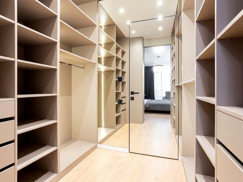 квартира по адресу Василия Тютюнника ул. (Анрі Барбюса), 39