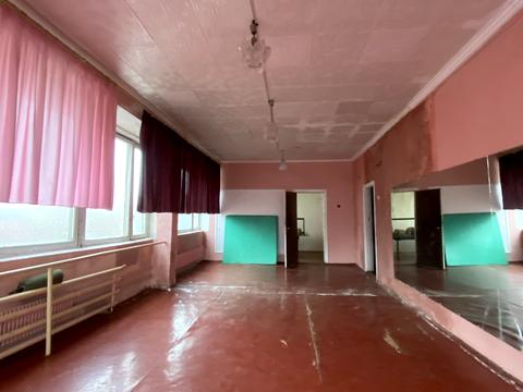 комерційна за адресою Федора Караманиць вул. (Ватутіна), 53