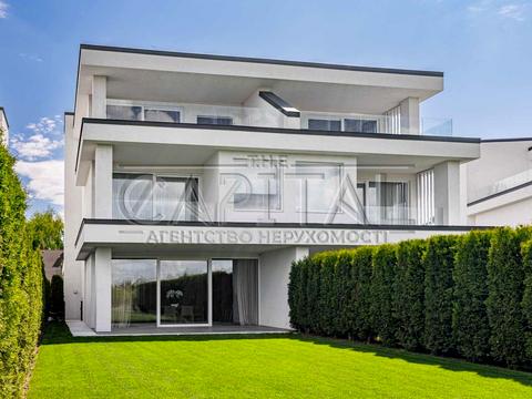 будинок за адресою Київ, Лютнева вул.