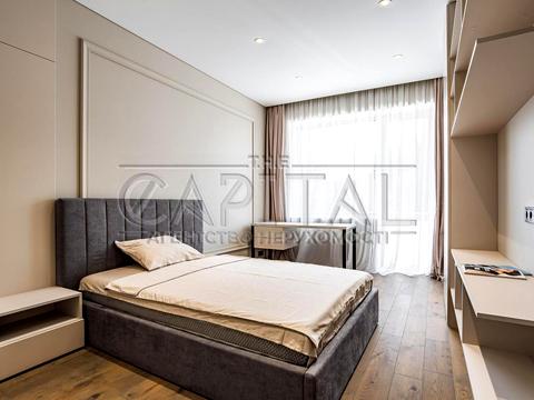 будинок за адресою Київ, Лютнева вул.