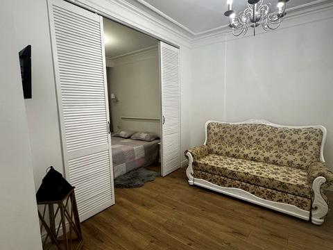 квартира за адресою Залізнична вул., 9Б