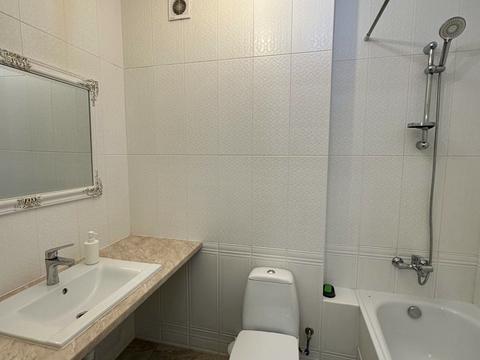 квартира за адресою Залізнична вул., 9Б