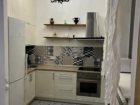 квартира за адресою Івана Мар'яненка пров., 7