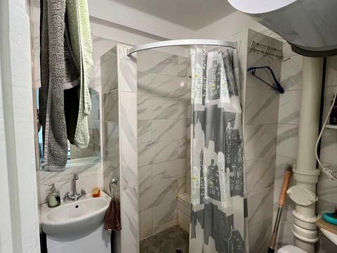 квартира за адресою Машинобудівників вул., 6