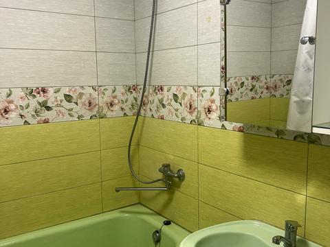 квартира за адресою Червоної Калини просп. (Володимира Маяковського), 46