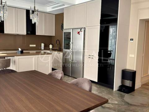 будинок за адресою Драгоманова вул.