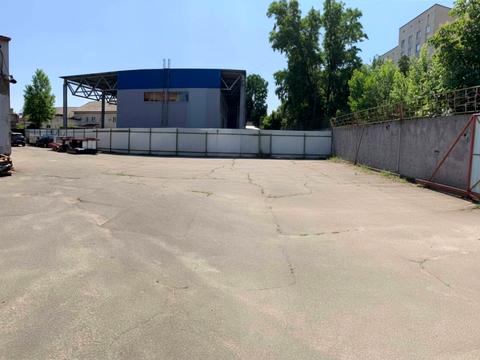 комерційна за адресою Чистяківська вул., 21