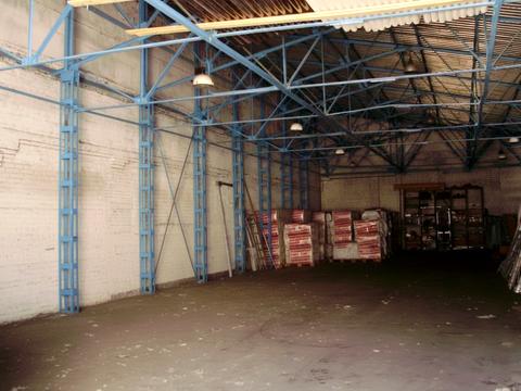 комерційна за адресою Чистяківська вул., 21