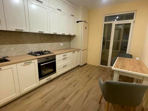 квартира по адресу Героїв Крут ул., 8