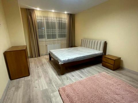 квартира по адресу Героїв Крут ул., 8