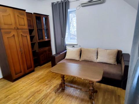 будинок за адресою Михайла Котельникова вул.