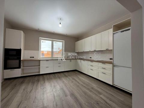 будинок за адресою Яблунева, 15