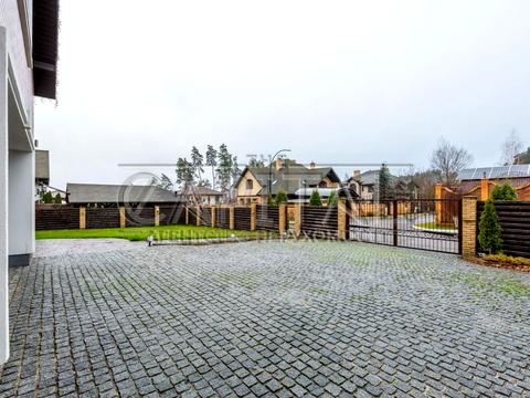 будинок за адресою Павла Тичини