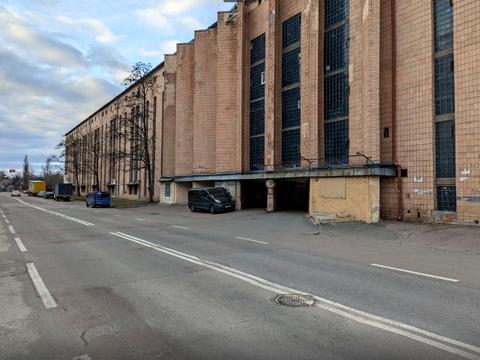 паркомісце за адресою Пантелеймона Куліша вул. (Челябінська), 2