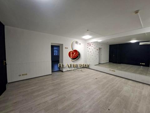 комерційна за адресою Турівська вул., 31