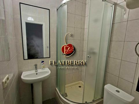 комерційна за адресою Турівська вул., 31