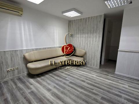 комерційна за адресою Турівська вул., 31