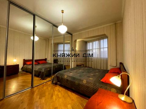 квартира за адресою Гната Юри вул., 6