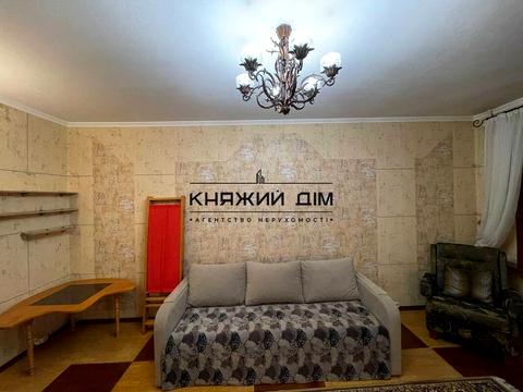 квартира за адресою Гната Юри вул., 6