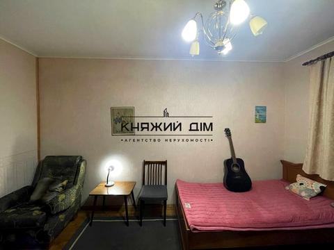 квартира за адресою Гната Юри вул., 6