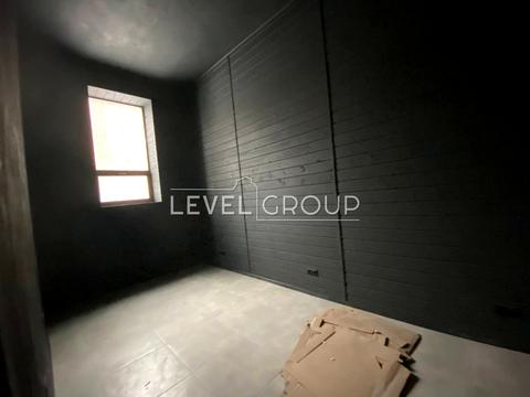 комерційна за адресою Білоруська вул., 38