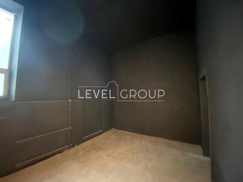 комерційна за адресою Білоруська вул., 38