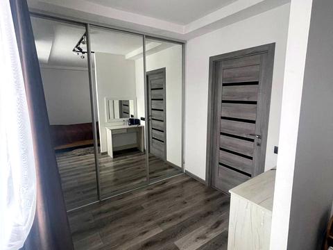 квартира за адресою Грушевського вул., 30