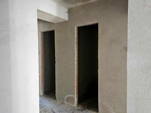 квартира за адресою Івано-Франківськ, Романа Вірастюка вул., 1