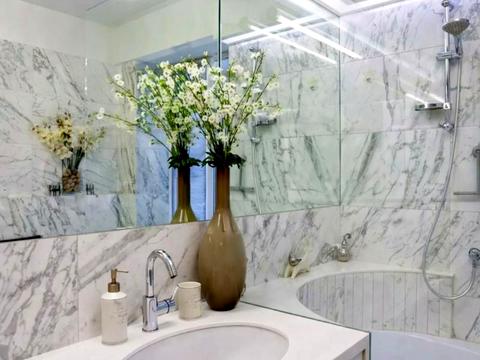 квартира за адресою Новонаводницька вул. (Лаврська), 8