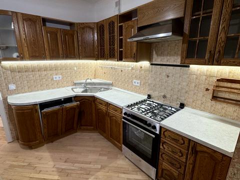 квартира за адресою Південний бульв., 44