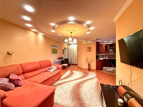 квартира за адресою Братів Горобців вул. (Дмитра Кедріна), 53-А