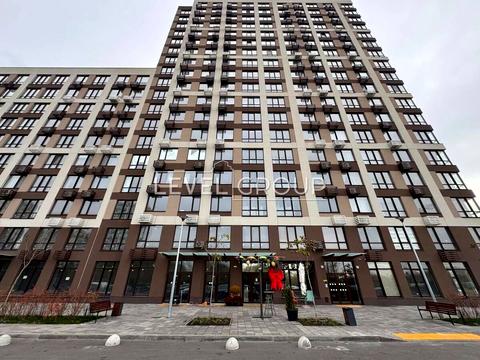 комерційна за адресою Генерала Грекова вул., 4