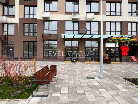 комерційна за адресою Генерала Грекова вул., 4