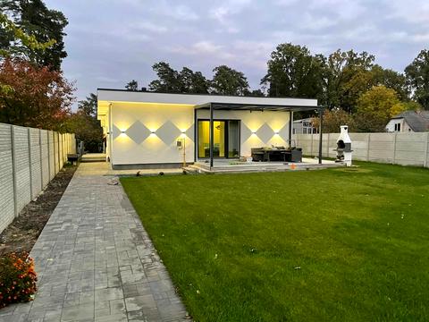 будинок за адресою Яснополянська вул., 28