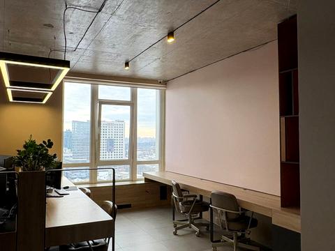 комерційна за адресою Жилянська вул., 68