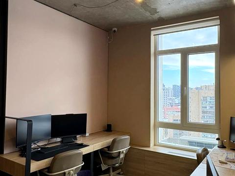 комерційна за адресою Жилянська вул., 68