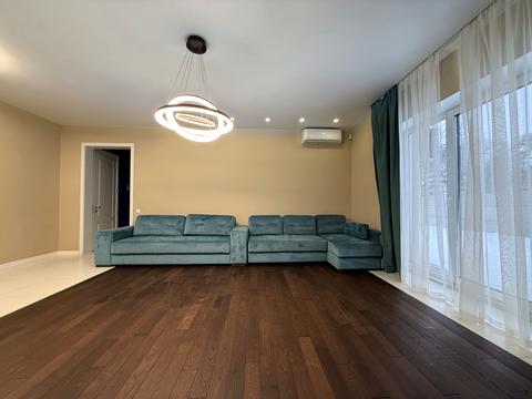 будинок за адресою Яснополянська вул., 28