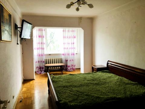 квартира за адресою Митрополита Андрея Шептицького вул. (Анатолія Луначарського), 24