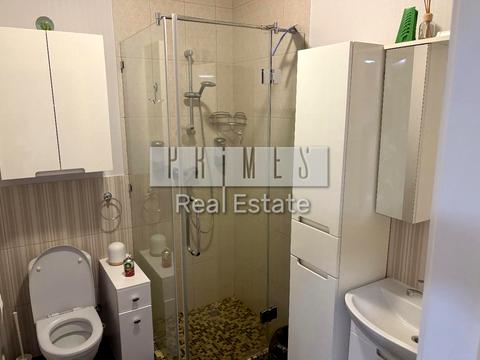 будинок за адресою комсомольська, 1