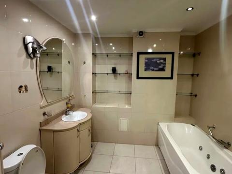 квартира за адресою Голосіївський просп. (40-річчя Жовтня), 27