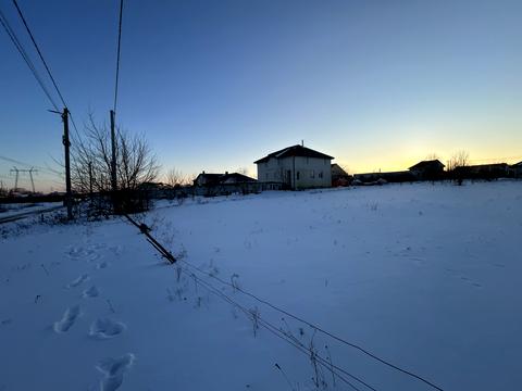 участок по адресу Лобановського, 26