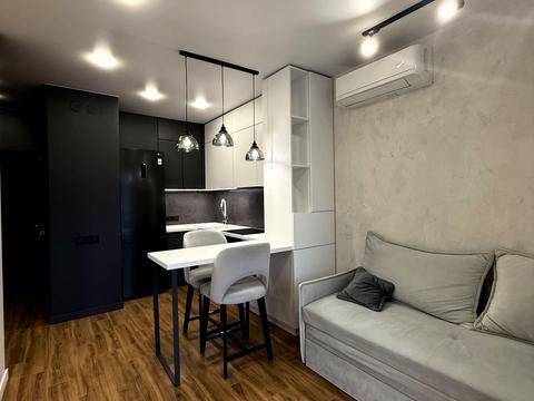 квартира по адресу Героев Майдана ул., 1