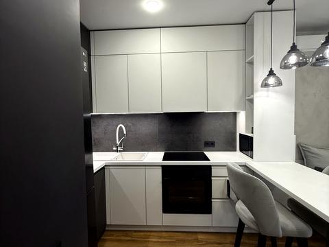 квартира по адресу Героев Майдана ул., 1