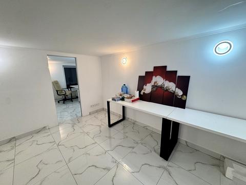 комерційна за адресою Глибочицька вул., 73