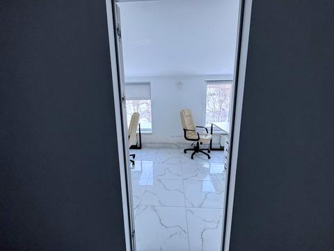 комерційна за адресою Глибочицька вул., 73