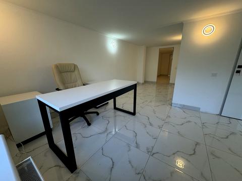 комерційна за адресою Глибочицька вул., 73