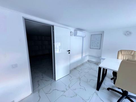 комерційна за адресою Глибочицька вул., 73