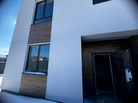 будинок за адресою Інелли Огневої