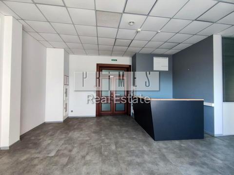 комерційна за адресою Польова вул., 24